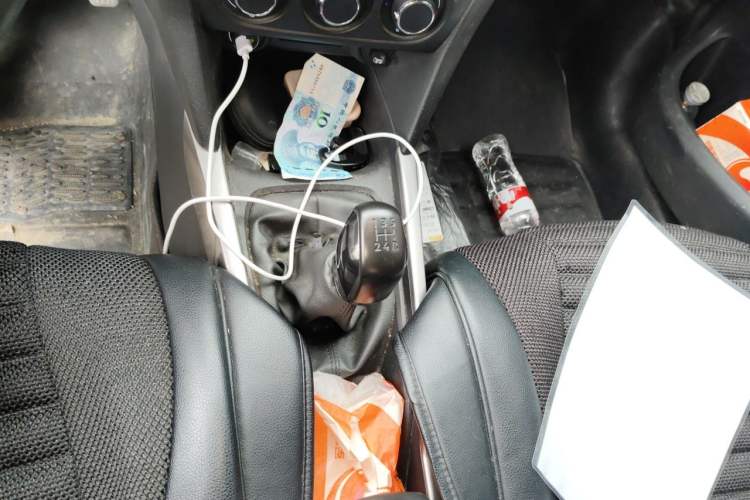 Used Peugeot 301 2017 1.6L Manual Comfort Edition Gear Lever
