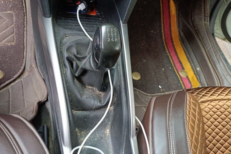 Used Peugeot 301 2017 1.6L Manual Comfort Edition Gear Lever