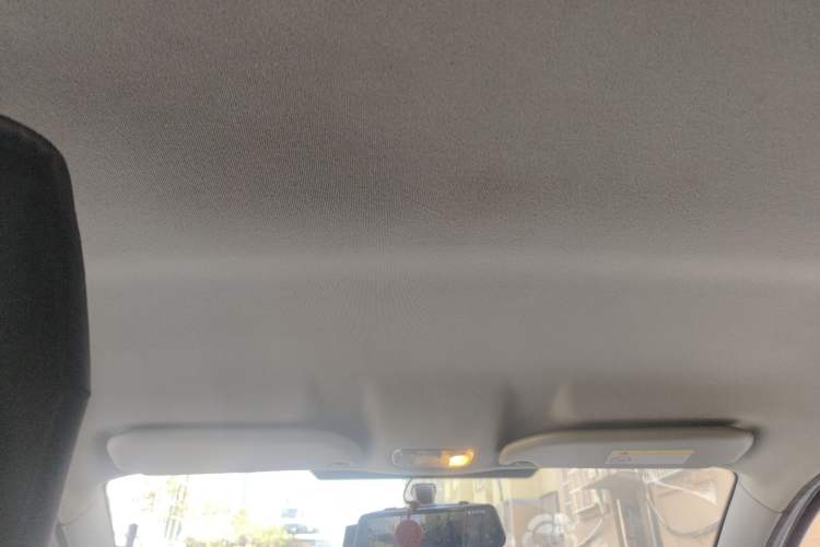 Used Peugeot 301 2017 1.6L Manual Comfort Edition Headliner