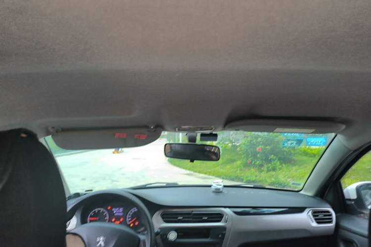 Used Peugeot 301 2017 1.6L Manual Comfort Edition Headliner