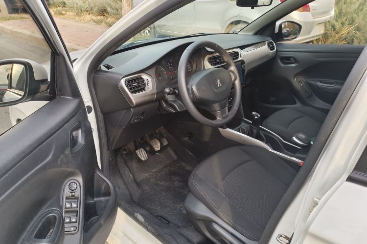 Used Peugeot 301 2017 1.6L Manual Comfort Edition Interior 1