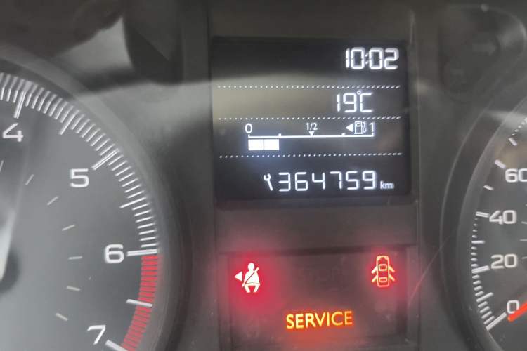 Used Peugeot 301 2017 1.6L Manual Comfort Edition Odometer Close Up