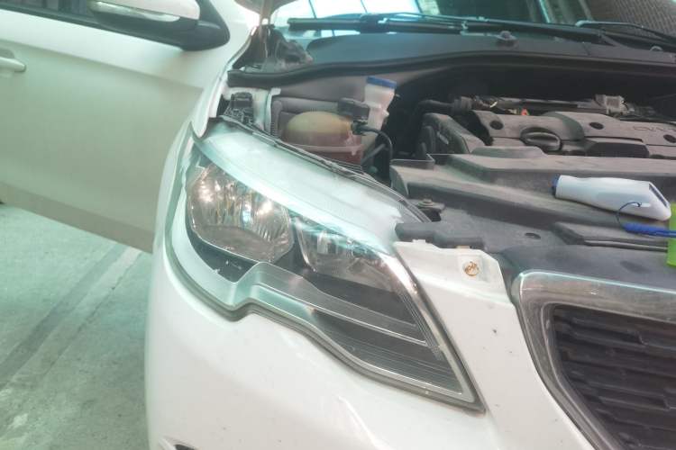 Used Peugeot 301 2017 1.6L Automatic Comfort Edition Right Front Headlight