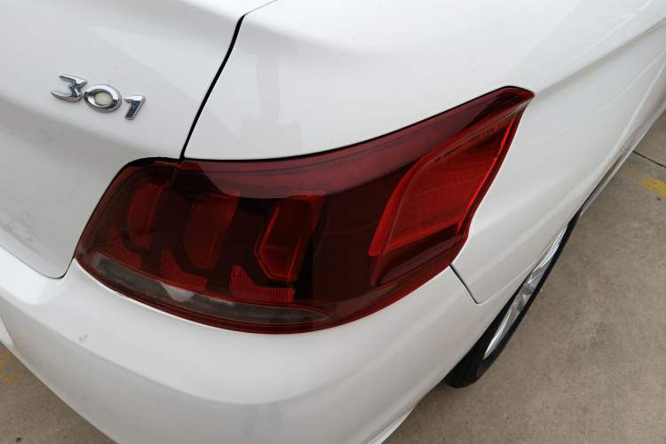 Used Peugeot 301  Right Rear Taillight