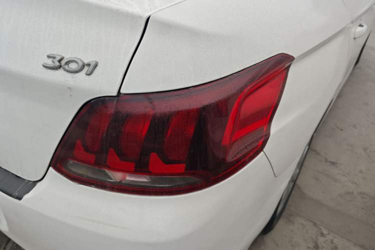 Used Peugeot 301 2017 1.6L Manual Comfort Edition Right Rear Taillight