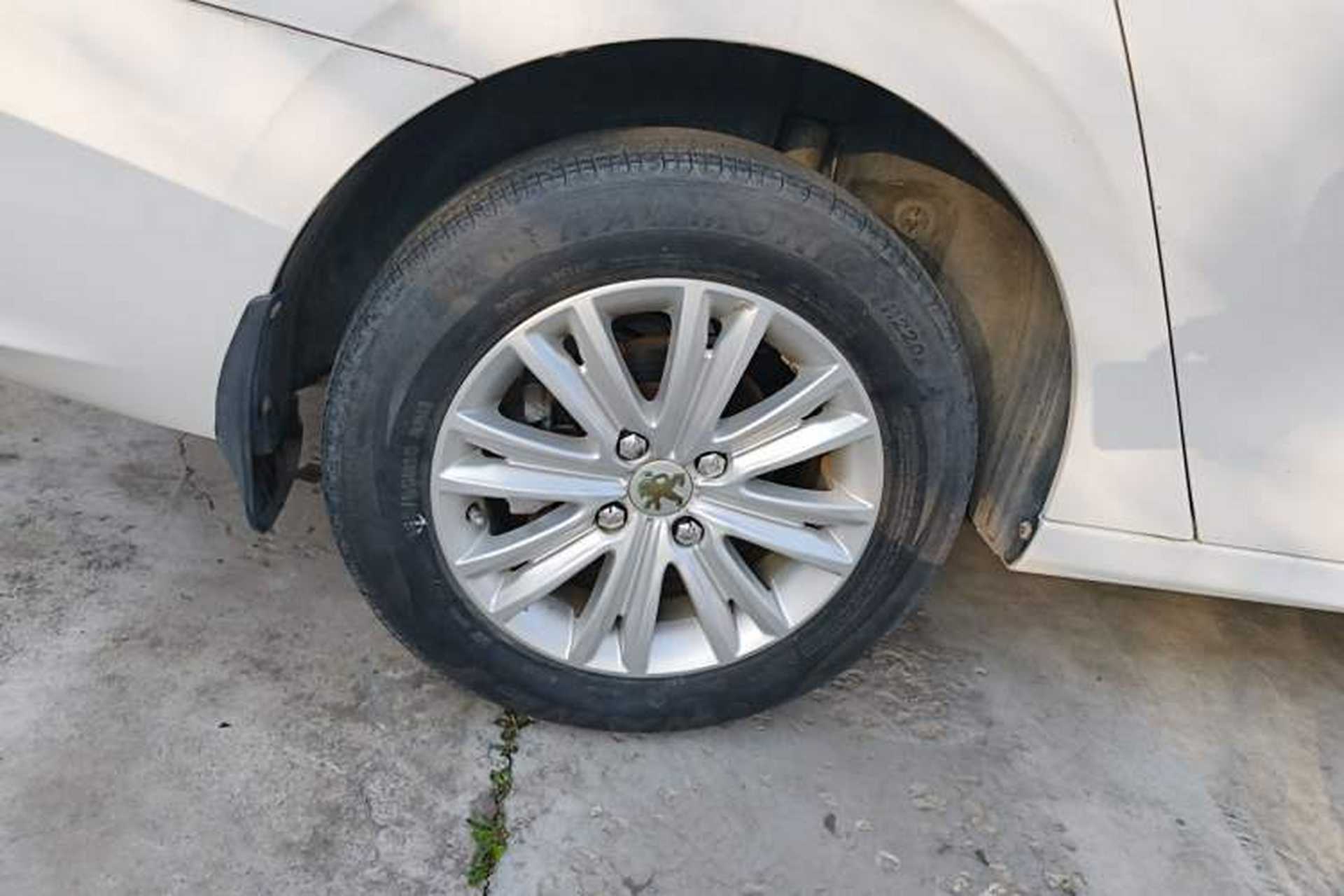 Used Peugeot 301 2017 1.6L Automatic Comfort Edition Right Rear Wheel Hub