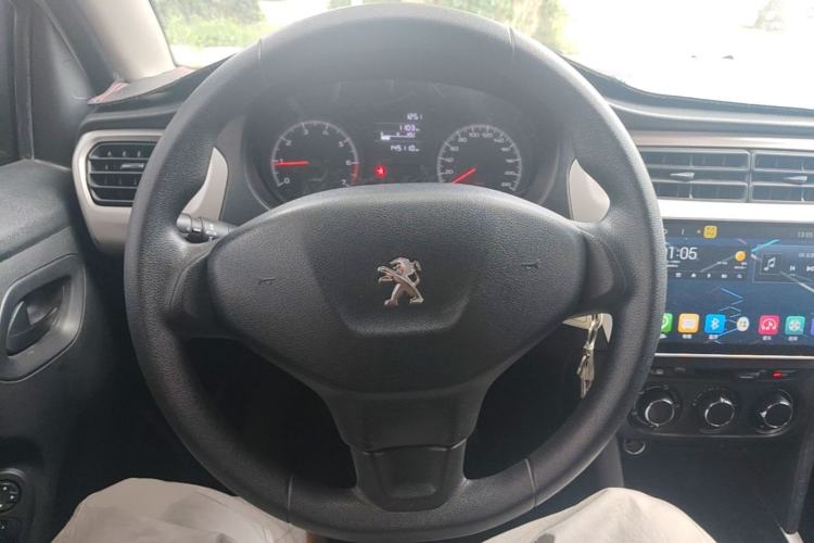 Used Peugeot 301 2017 1.6L Manual Comfort Edition Steering Wheel