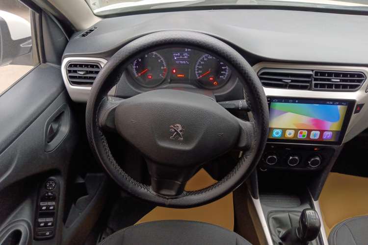 Used Peugeot 301  Steering Wheel