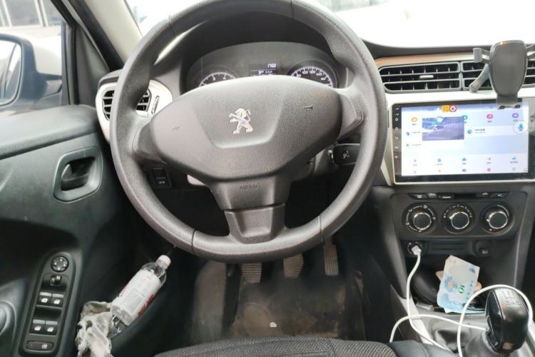 Used Peugeot 301 2017 1.6L Manual Comfort Edition Steering Wheel