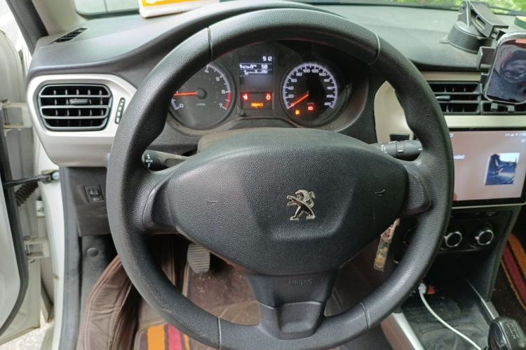 Used Peugeot 301 2017 1.6L Manual Comfort Edition Steering Wheel