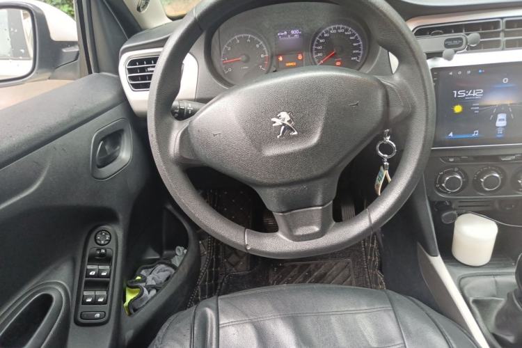 Used Peugeot 301 2017 1.6L Manual Comfort Edition Steering Wheel