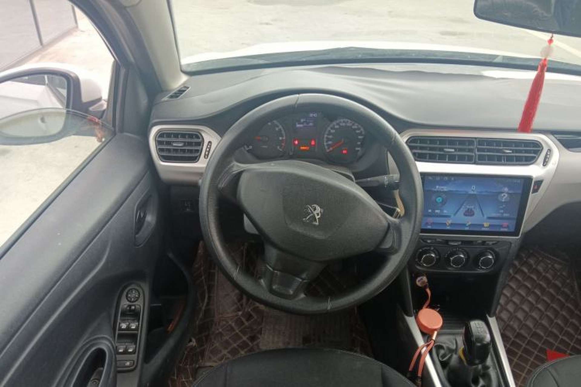 Used Peugeot 301 2017 1.6L Manual Comfort Edition Steering Wheel