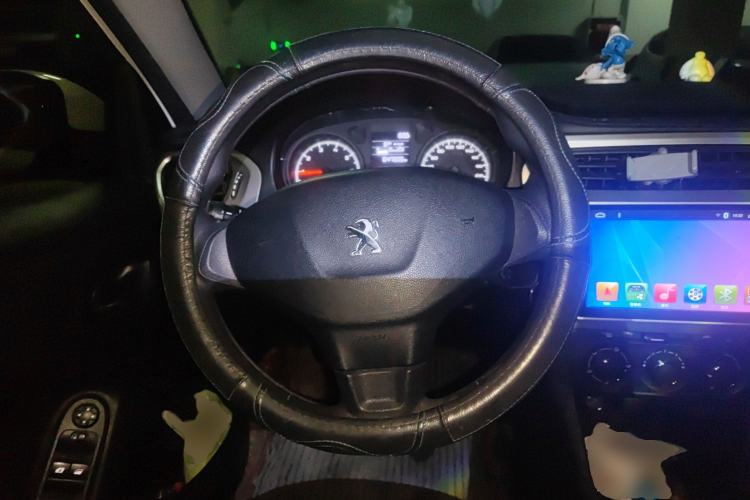 Used Peugeot 301 2017 1.6L Manual Comfort Edition Steering Wheel