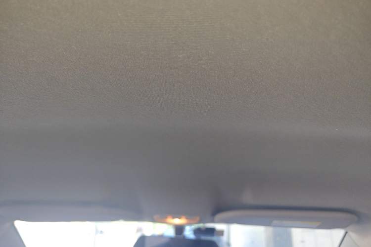 Used Peugeot 301 2018 1.6L Automatic Comfort Edition Headliner