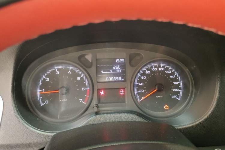 Used Peugeot 301 2018 1.6L Manual Comfort Edition Instrument Cluster