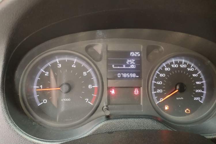 Used Peugeot 301 2018 1.6L Manual Comfort Edition Odometer Close Up