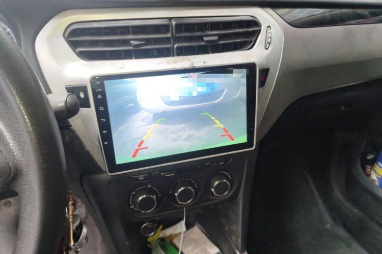 Used Peugeot 301 2018 1.6L Manual Comfort Edition Audio And AC Panel