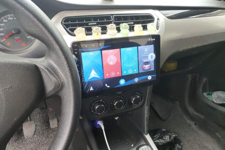 Used Peugeot 301 2018 1.6L Manual Comfort Edition Audio And AC Panel