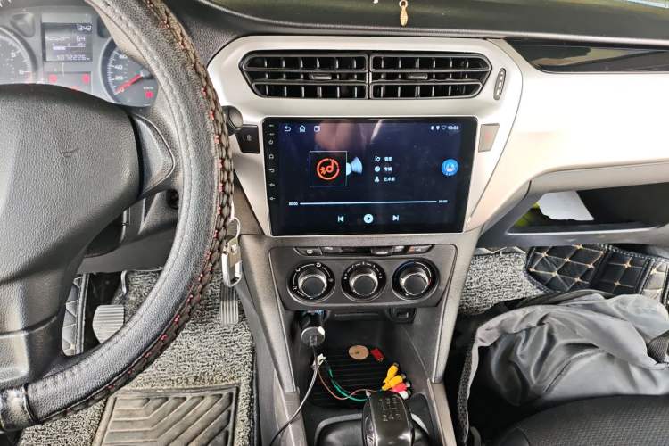 Used Peugeot 301 2018 1.6L Manual Comfort Edition Audio And AC Panel