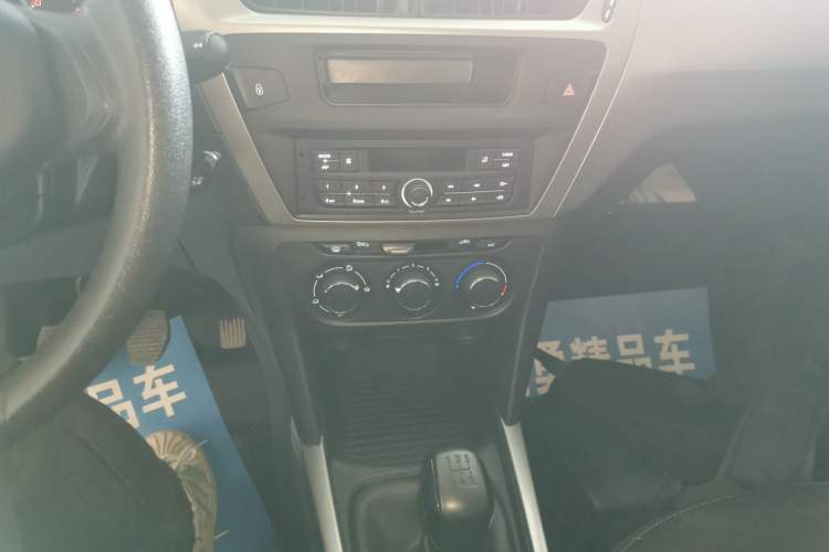 Used Peugeot 301 2018 1.6L Manual Comfort Edition Audio And AC Panel