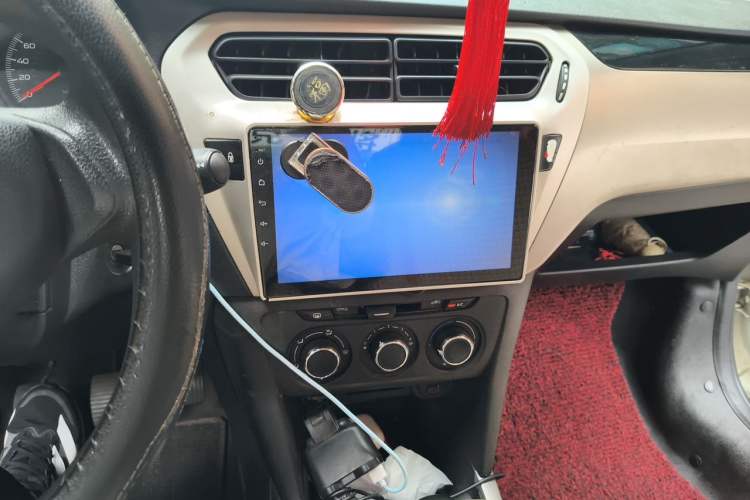 Used Peugeot 301 2018 1.6L Manual Comfort Edition Audio And AC Panel