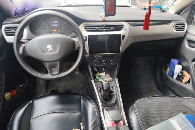 Used Peugeot 301 2018 1.6L Manual Comfort Edition Center Console