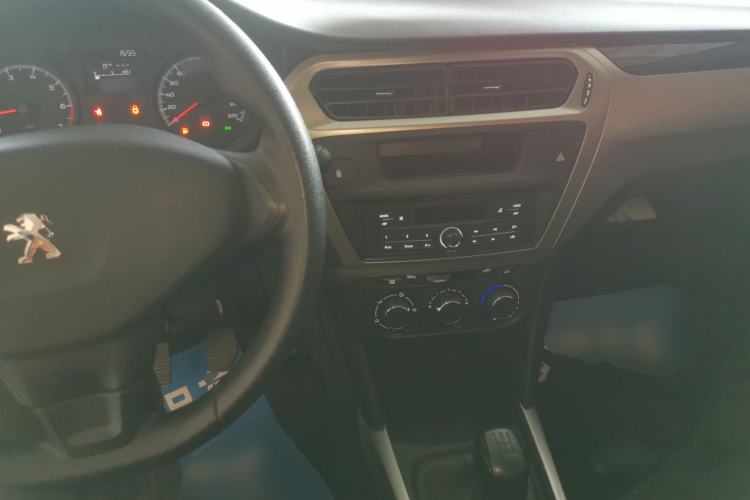 Used Peugeot 301 2018 1.6L Manual Comfort Edition Center Console