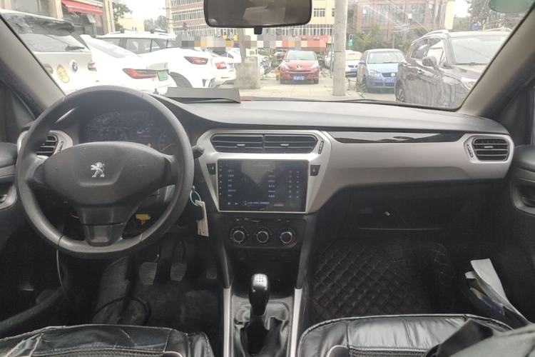 Used Peugeot 301 2018 1.6L Manual Comfort Edition Center Console