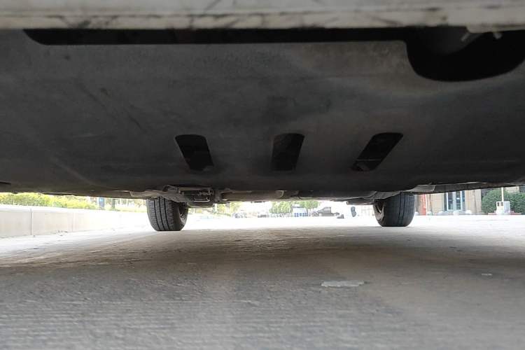 Used Peugeot 301 2018 1.6L Manual Comfort Edition Chassis Front