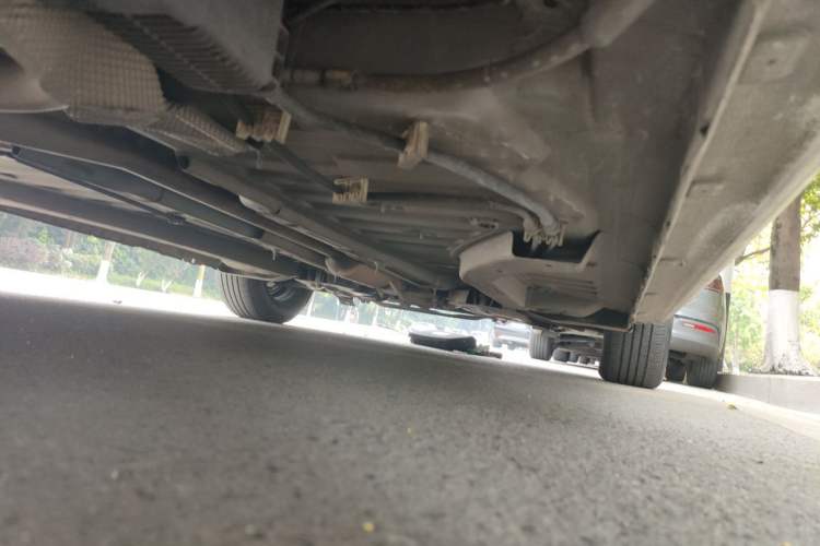 Used Peugeot 301 2018 1.6L Manual Comfort Edition Chassis Rear Right