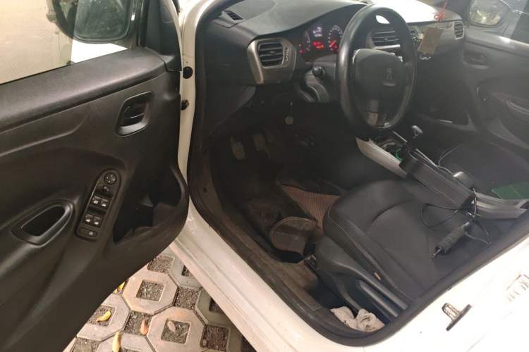 Used Peugeot 301 2018 1.6L Manual Comfort Edition Driver Seat