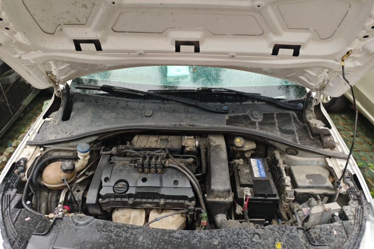 Used Peugeot 301 2018 1.6L Manual Comfort Edition Engine Bay