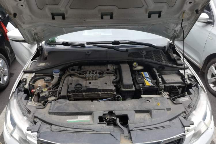 Used Peugeot 301 2018 1.6L Manual Comfort Edition Engine Bay