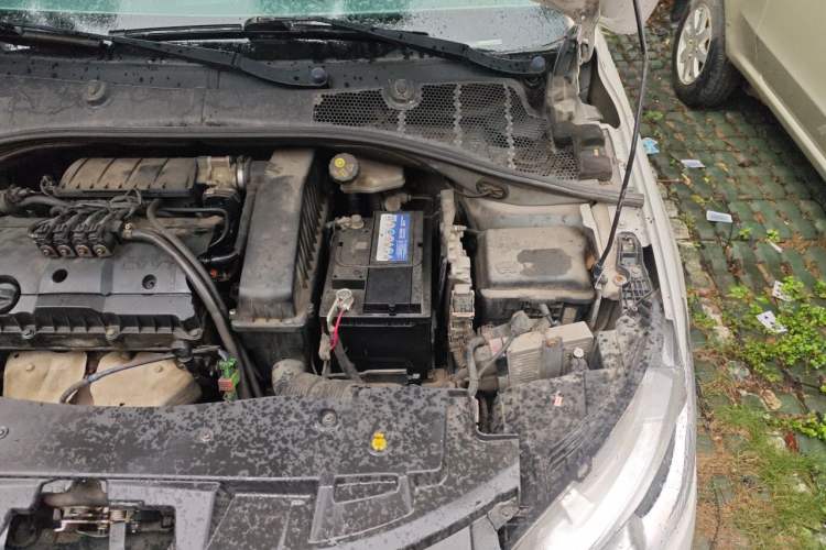 Used Peugeot 301 2018 1.6L Manual Comfort Edition Engine Bay Left