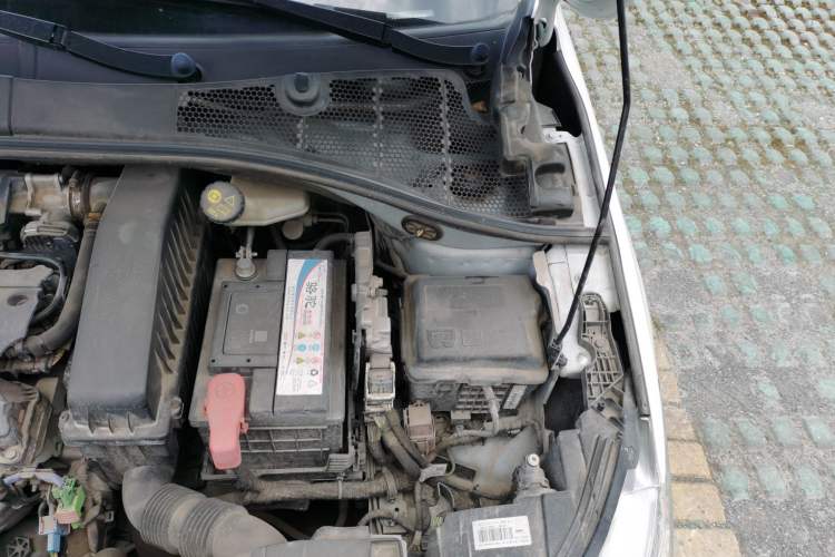Used Peugeot 301 2018 1.6L Manual Comfort Edition Engine Bay Left