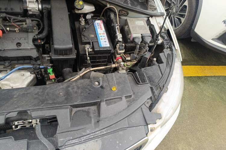 Used Peugeot 301 2018 1.6L Manual Comfort Edition Engine Bay Left