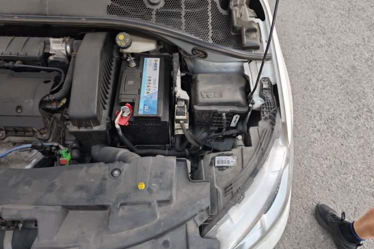 Used Peugeot 301 2018 1.6L Automatic Comfort Edition Engine Bay Left