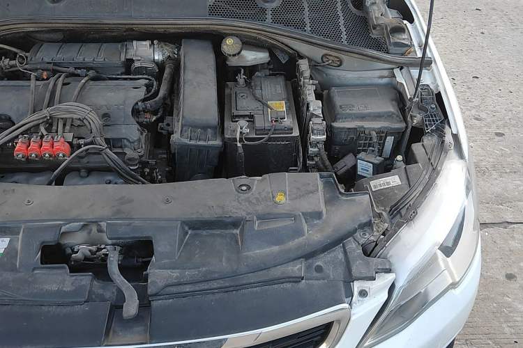 Used Peugeot 301 2018 1.6L Manual Comfort Edition Engine Bay Left