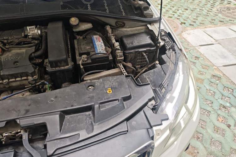 Used Peugeot 301 2018 1.6L Manual Comfort Edition Engine Bay Left