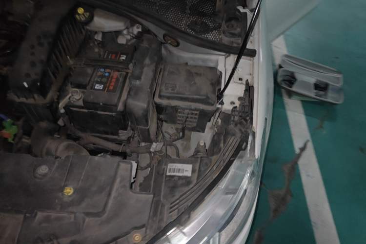 Used Peugeot 301 2018 1.6L Manual Comfort Edition Engine Bay Left