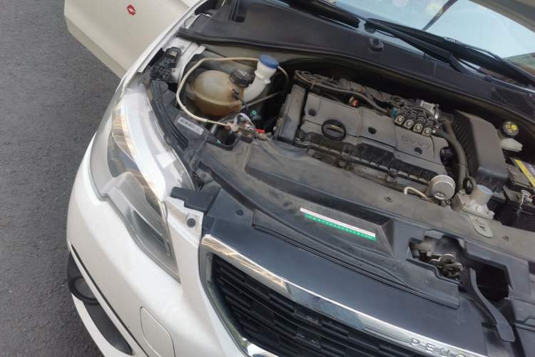 Used Peugeot 301 2018 1.6L Manual Comfort Edition Engine Bay Right