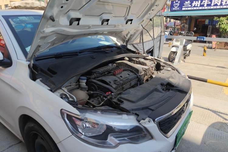 Used Peugeot 301 2018 1.6L Manual Comfort Edition Engine Bay Right