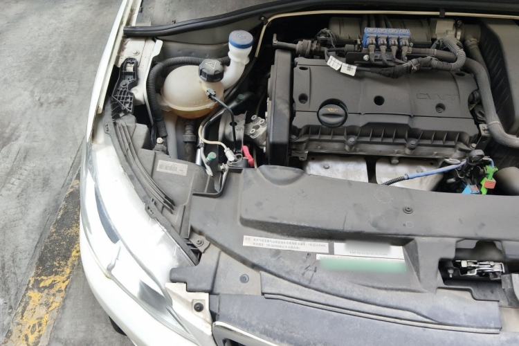 Used Peugeot 301 2018 1.6L Manual Comfort Edition Engine Bay Right