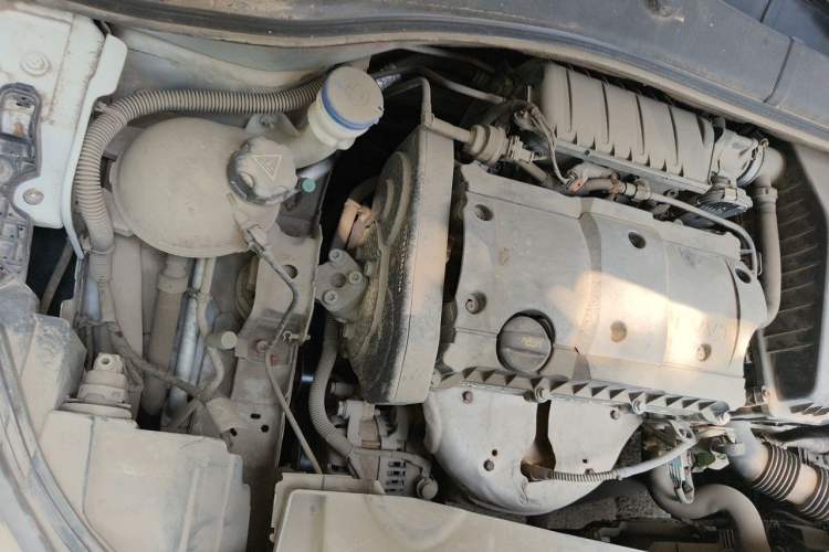 Used Peugeot 301 2018 1.6L Manual Comfort Edition Engine Bay Right