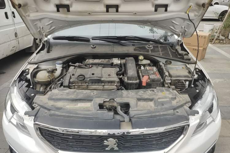 Used Peugeot 301 2018 1.6L Manual Comfort Edition Engine Bay