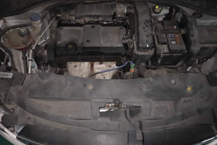 Used Peugeot 301 2018 1.6L Manual Comfort Edition Engine Bay
