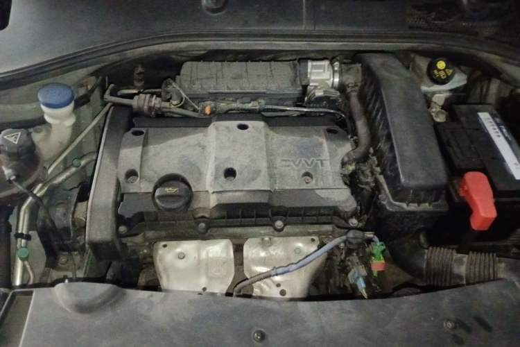 Used Peugeot 301 2018 1.6L Manual Comfort Edition Engine Bay