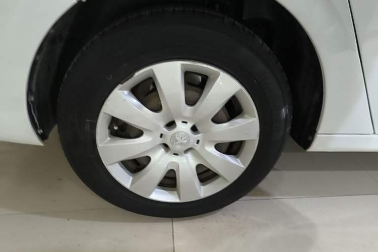 Used Peugeot 301 2018 1.6L Manual Comfort Edition Exterior 5