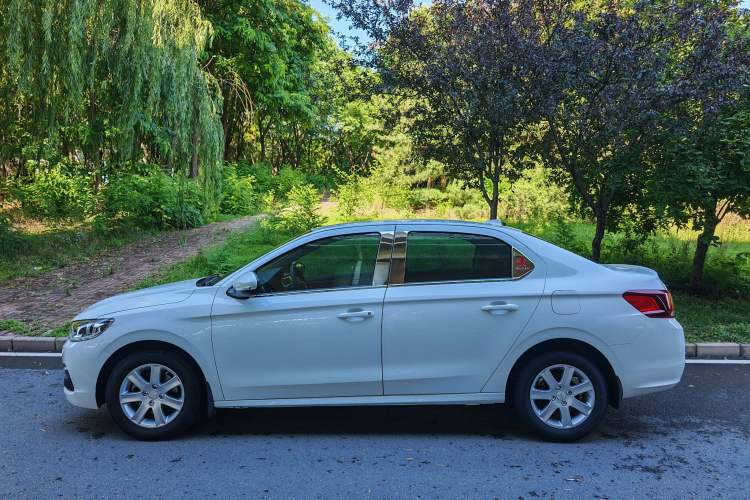 Used Peugeot 301 2018 1.6L Manual Comfort Edition Exterior 6