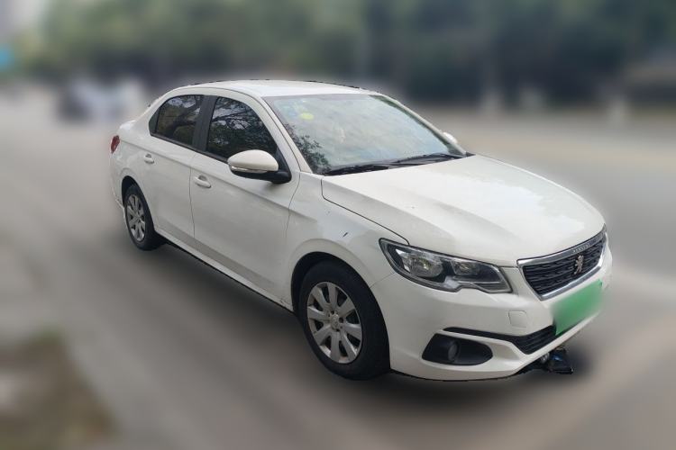 Used Peugeot 301 2018 1.6L Manual Comfort Edition Front Right 45 Deg